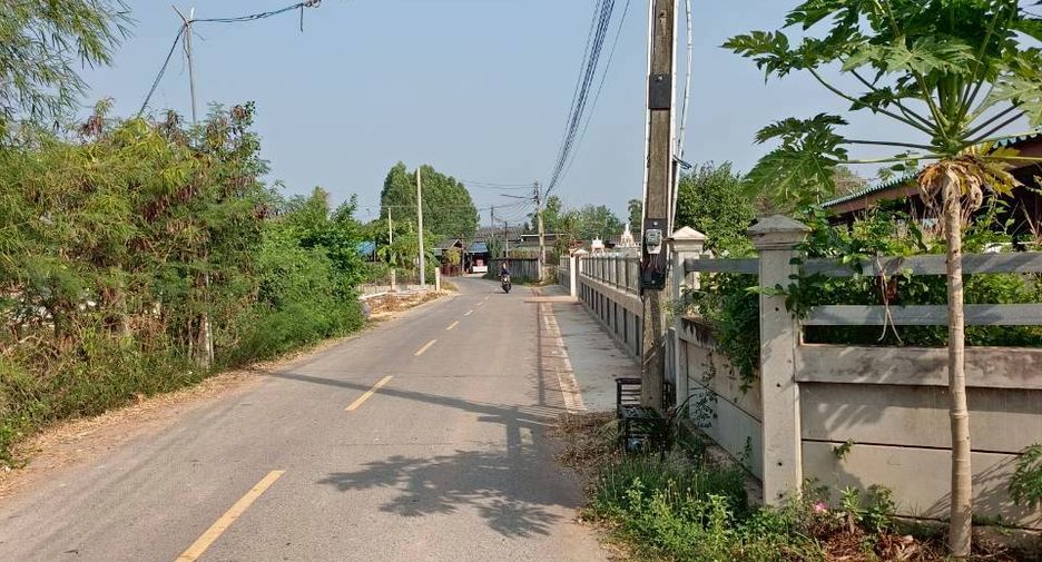 Terreno en venta en Phanat Nikhom, Chonburi