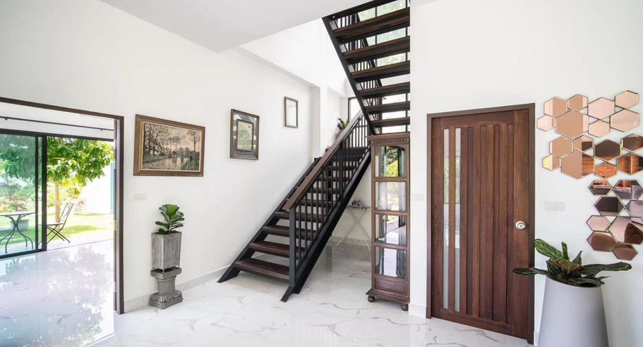 For sale 4 bedrooms villa in Mueang Phuket, Phuket