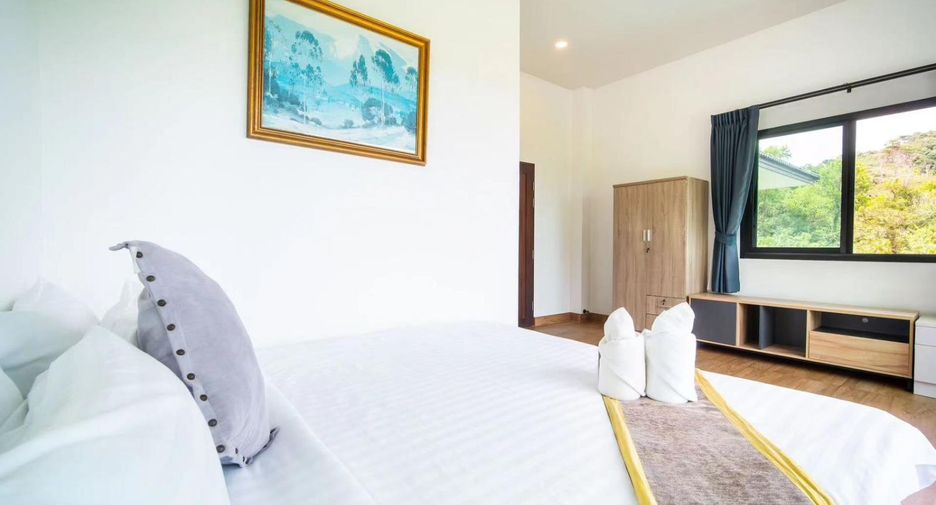 For sale 4 bedrooms villa in Mueang Phuket, Phuket