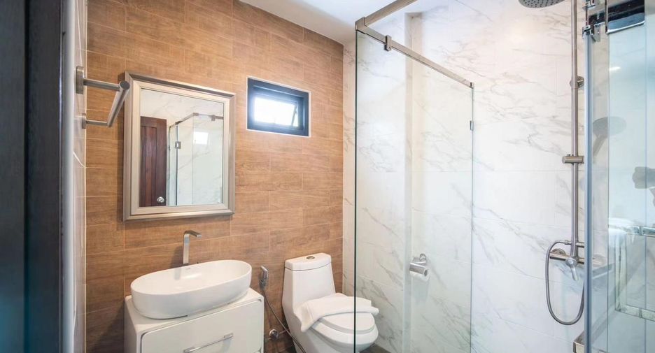 For sale 4 bedrooms villa in Mueang Phuket, Phuket