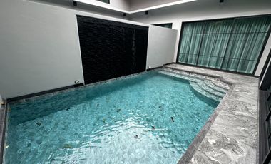 Villa en venta de 2 habitaciones en Mueang Phuket, Phuket