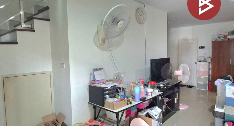 ขาย 3 ห้องนอน ทาวน์เฮ้าส์ ใน เมืองชลบุรี, ชลบุรี