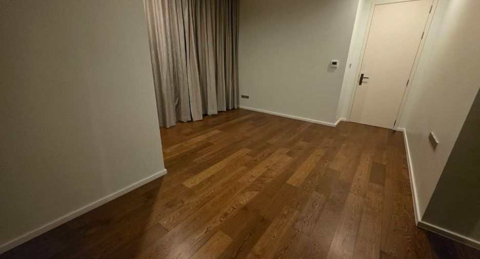 For rent 2 bedrooms condo in Sathon, Bangkok