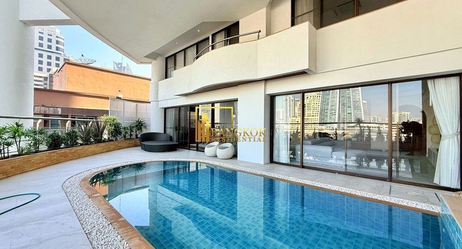 Condo en alquiler de 3 habitaciones en Khlong Toei, Bangkok