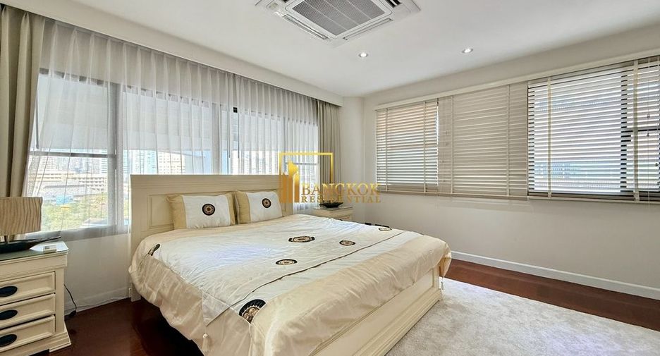Condo en alquiler de 3 habitaciones en Khlong Toei, Bangkok