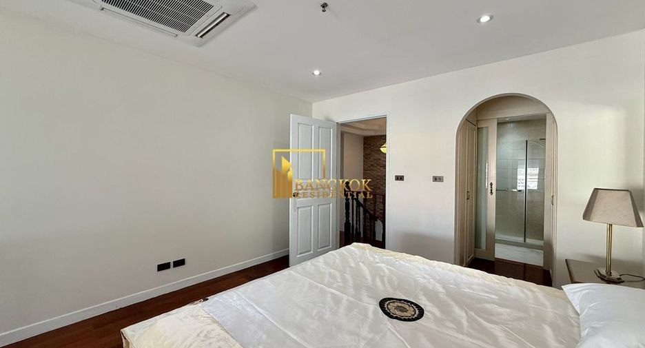 Condo en alquiler de 3 habitaciones en Khlong Toei, Bangkok