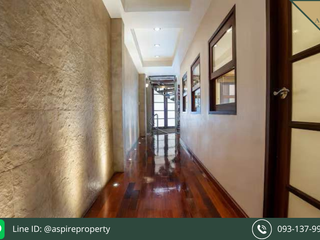Casa adosada en alquiler y en venta de 4 habitaciones en Watthana, Bangkok