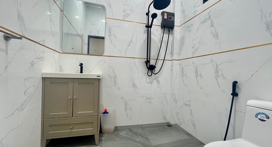 Продажа 5 спальни дом в Муанг Краби, Краби