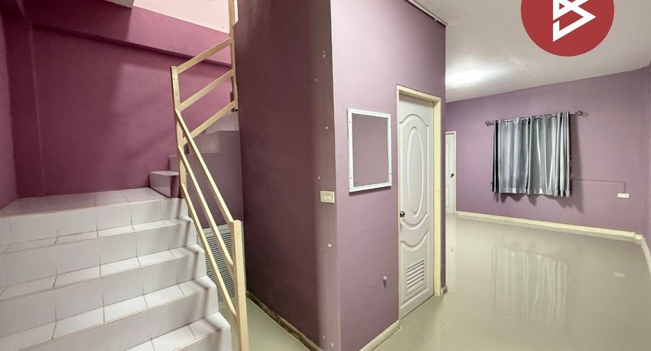 For sale 2 bedrooms townhouse in Phutthamonthon, Nakhon Pathom