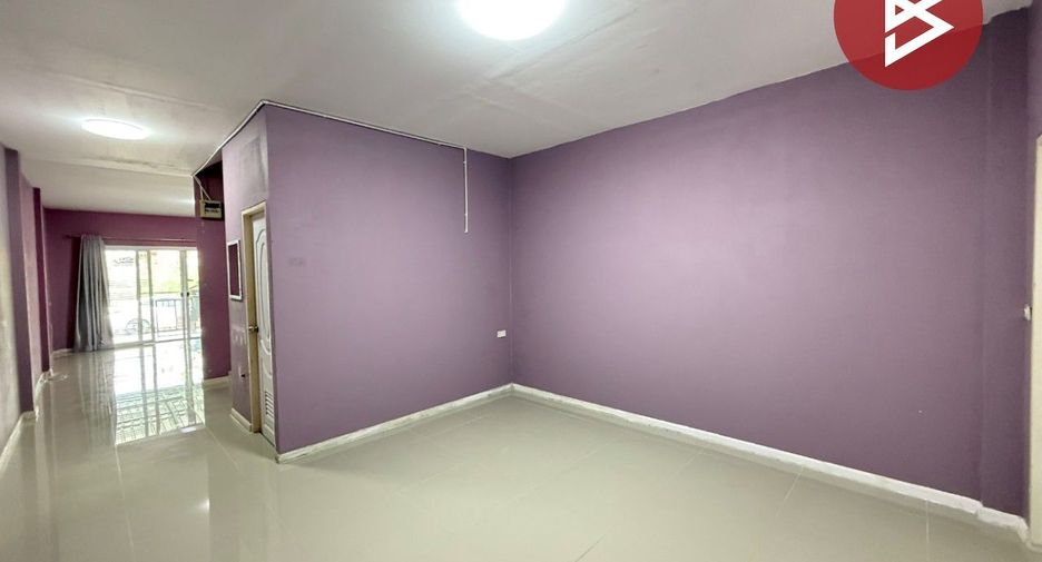For sale 2 bedrooms townhouse in Phutthamonthon, Nakhon Pathom