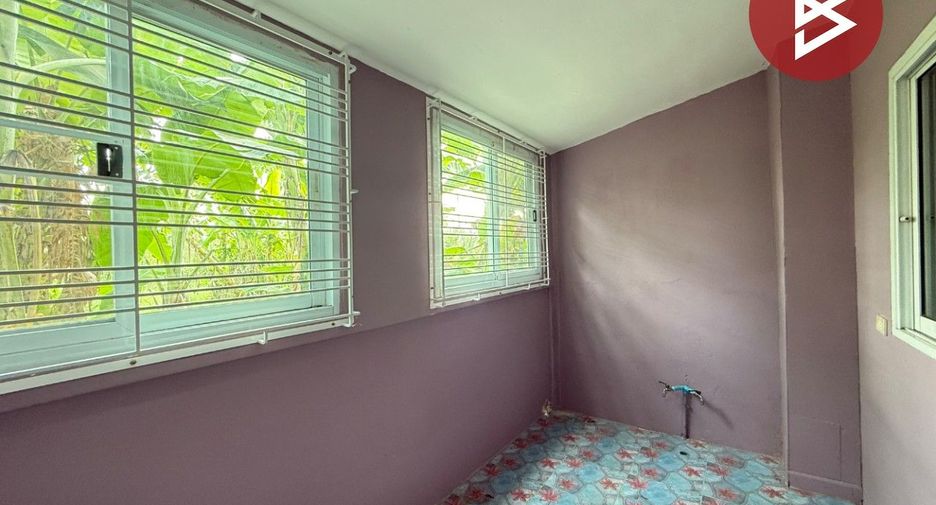 For sale 2 bedrooms townhouse in Phutthamonthon, Nakhon Pathom