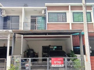 Reihenhaus zum Kauf mit 3 Zimmer in Sam Phran, Nakhon Pathom