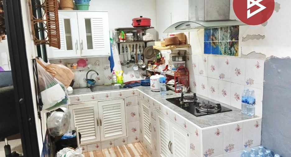 Продажа 3 спальни таунхаус в Sam Phran, Накхонпатхом