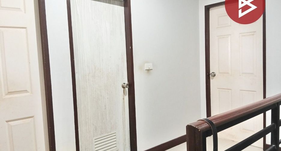 Продажа 3 спальни таунхаус в Sam Phran, Накхонпатхом