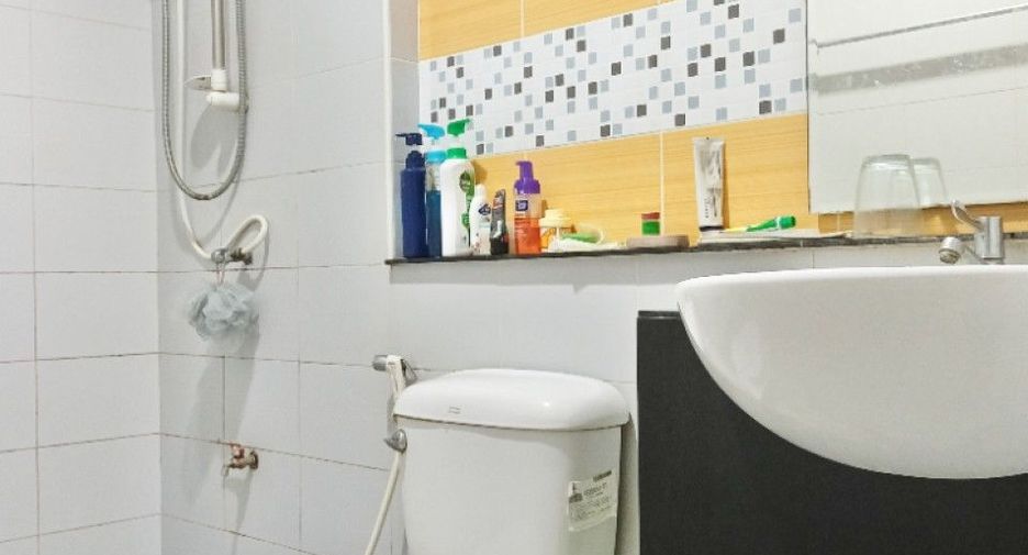 Продажа 3 спальни таунхаус в Sam Phran, Накхонпатхом