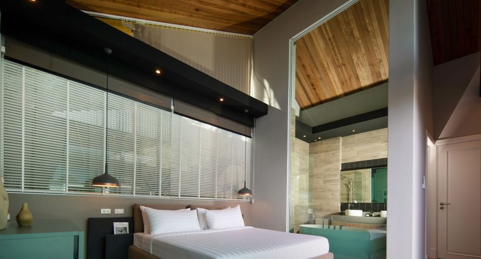 For sale 3 bedrooms villa in Mueang Phuket, Phuket