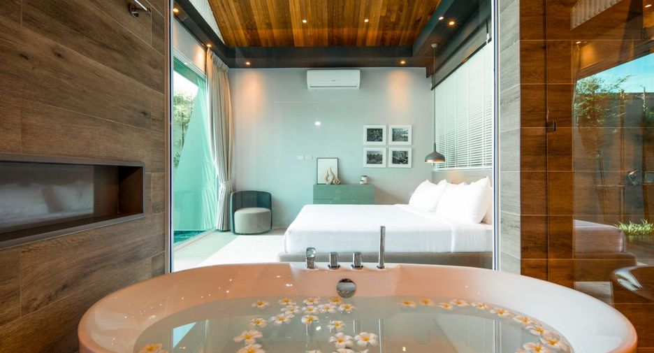 For sale 3 bedrooms villa in Mueang Phuket, Phuket