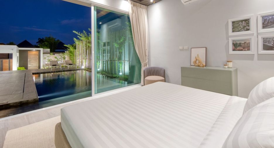 For sale 3 bedrooms villa in Mueang Phuket, Phuket