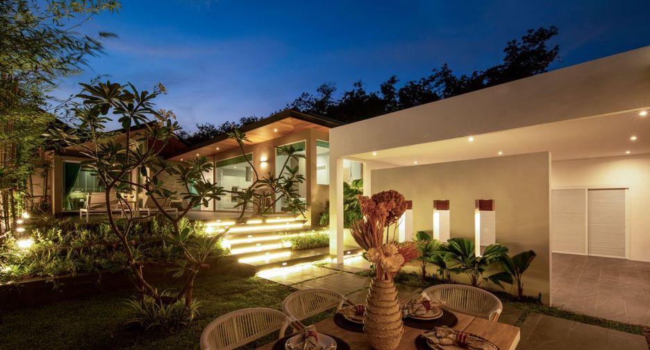 For sale 3 bedrooms villa in Mueang Phuket, Phuket