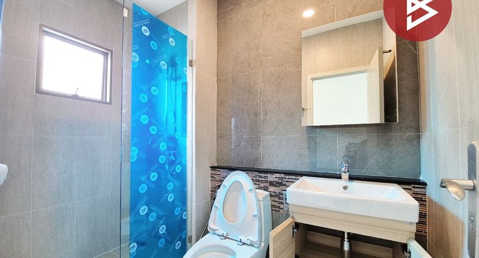 For sale 4 bedrooms house in Mueang Pathum Thani, Pathum Thani
