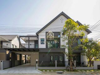 Casa en alquiler y en venta de 4 habitaciones en Bang Phli, Samut Prakan