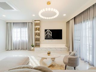 Casa en alquiler y en venta de 4 habitaciones en Bang Phli, Samut Prakan