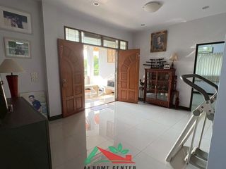 For sale 3 bedrooms retail Space in Bang Khae, Bangkok