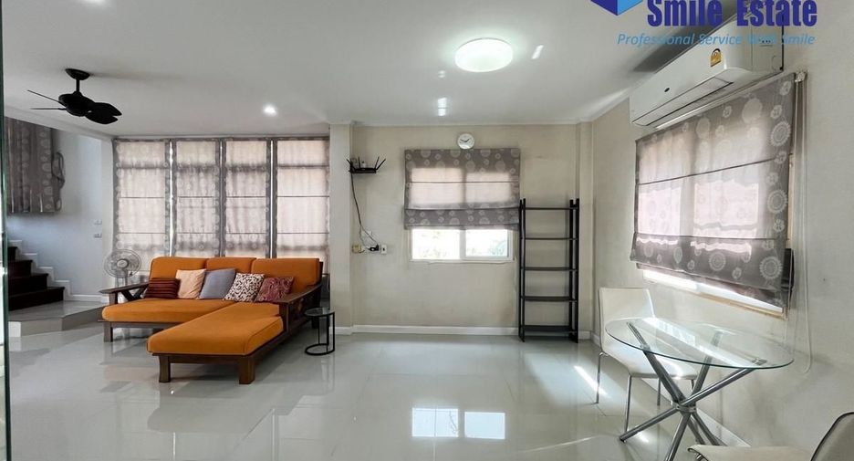 Casa en alquiler de 3 habitaciones en Bang Phli, Samut Prakan