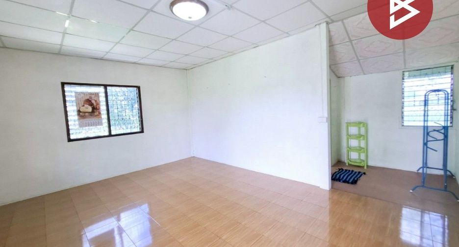 À vendre 2 chambres maison à Si Somdet, Roi Et