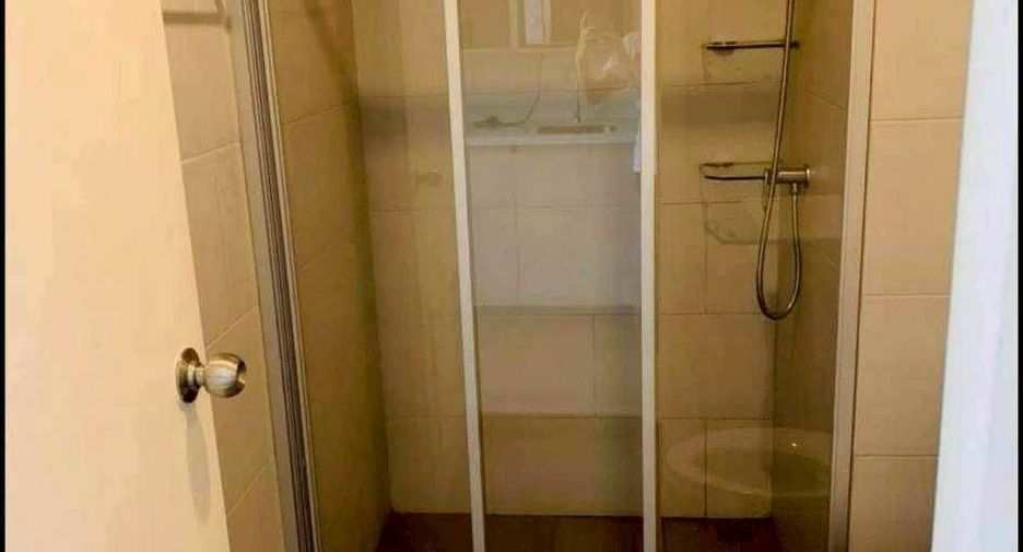 For sale 1 bed condo in Si Racha, Chonburi