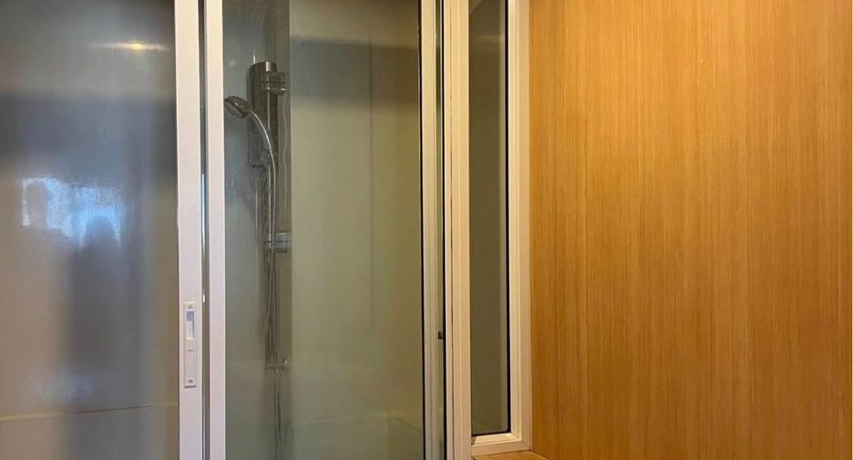 Condo en alquiler de 2 habitaciones en Bang Sue, Bangkok