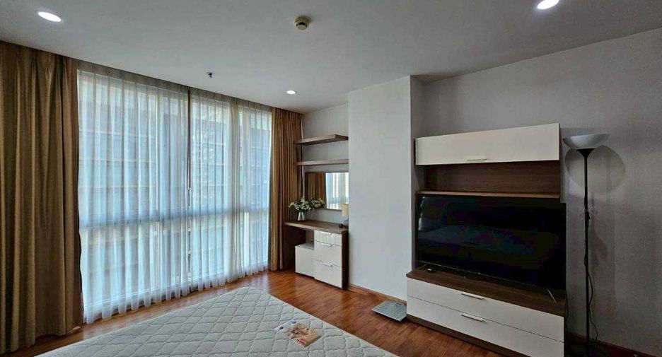 For rent 1 bed condo in Pathum Wan, Bangkok
