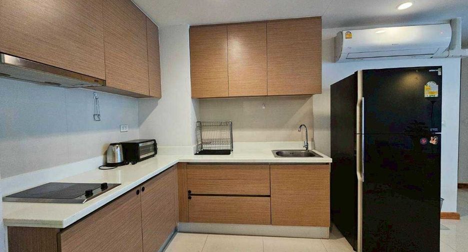 For rent 1 bed condo in Pathum Wan, Bangkok