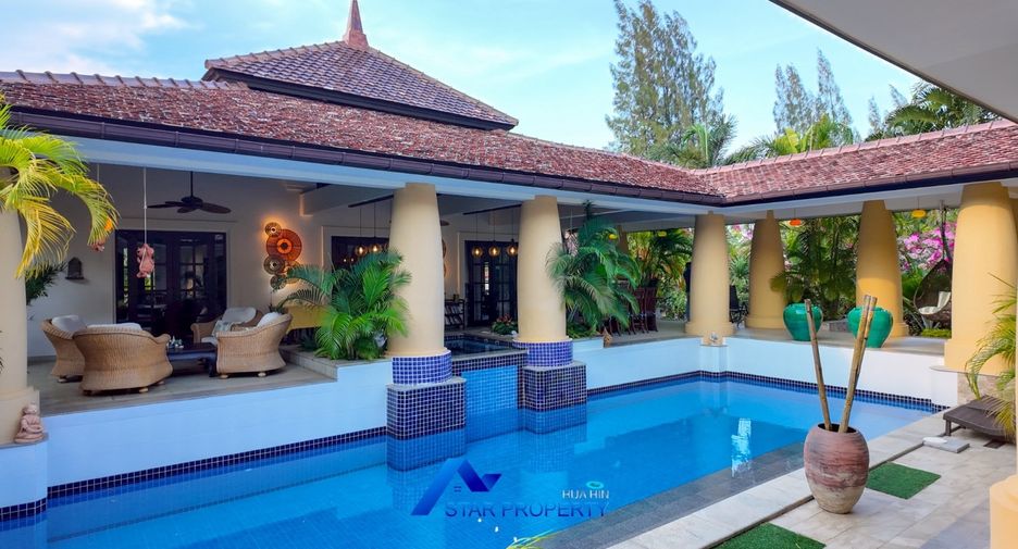 For sale 5 bedrooms villa in Hua Hin, Prachuap Khiri Khan