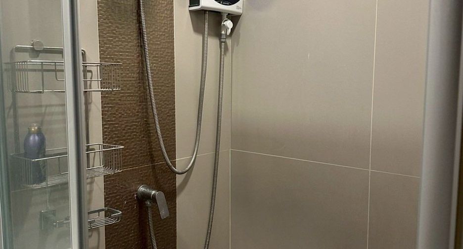 For rent 1 bed condo in Khlong San, Bangkok