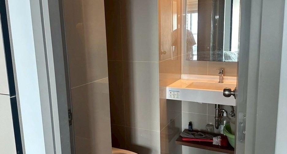 For rent 1 bed condo in Khlong San, Bangkok
