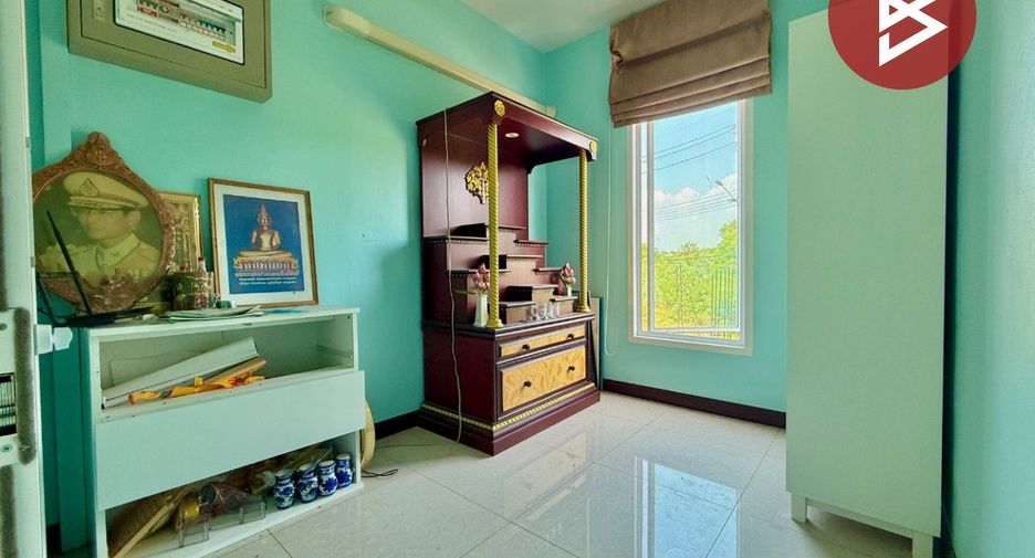 For sale 4 bedrooms house in Mueang Samut Sakhon, Samut Sakhon