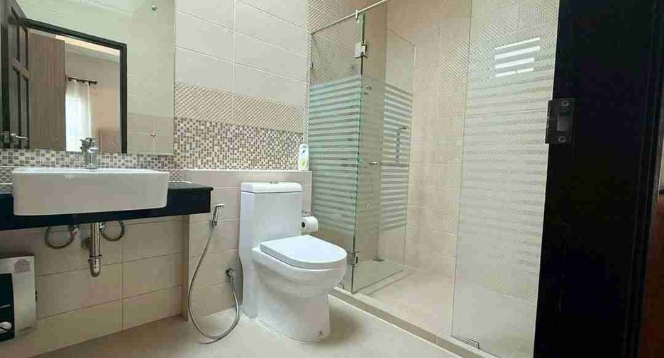 Продажа 2 спальни дом в Банг Ламунг, Чонбури