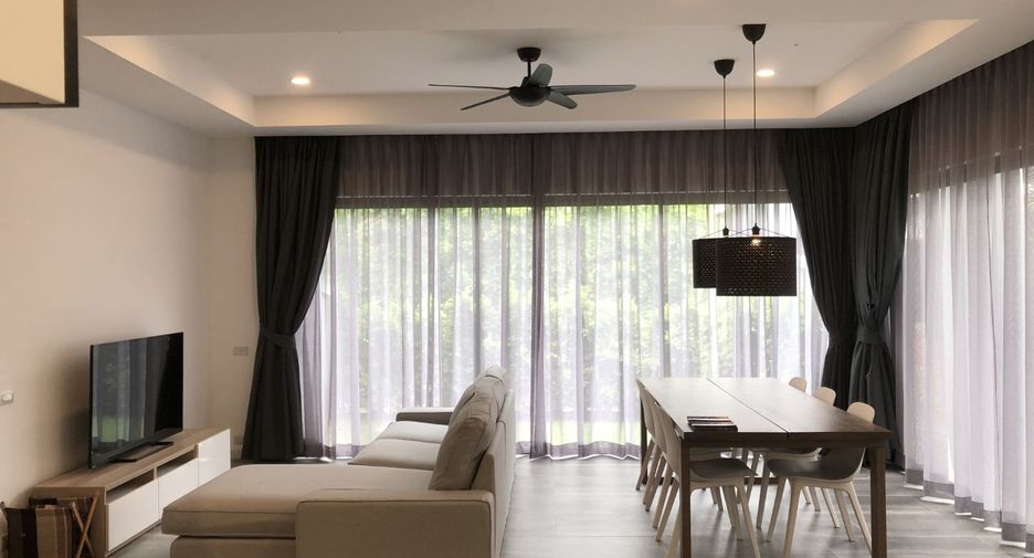 For sale 3 bedrooms villa in Mueang Phuket, Phuket