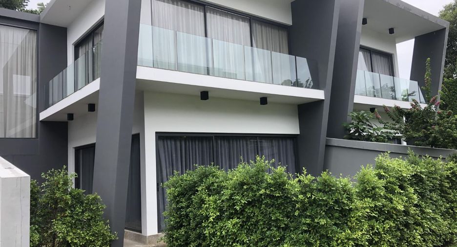 For sale 3 bedrooms villa in Mueang Phuket, Phuket