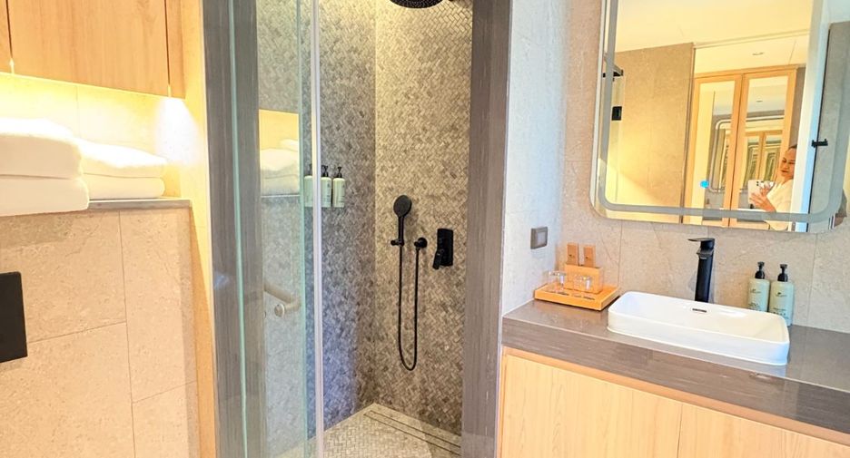 For sale 2 bedrooms condo in Thalang, Phuket