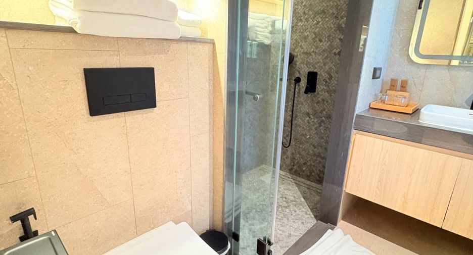 For sale 2 bedrooms condo in Thalang, Phuket