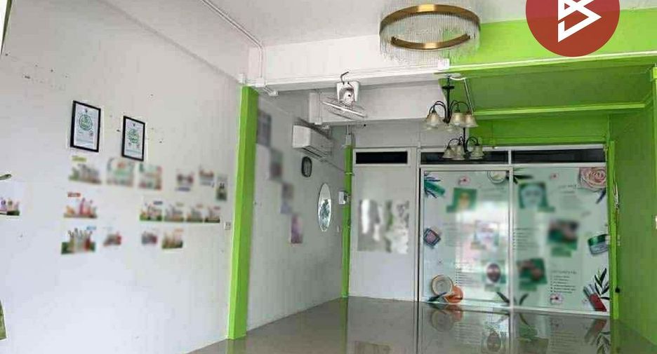 For sale 2 bedrooms retail Space in Pak Phanang, Nakhon Si Thammarat