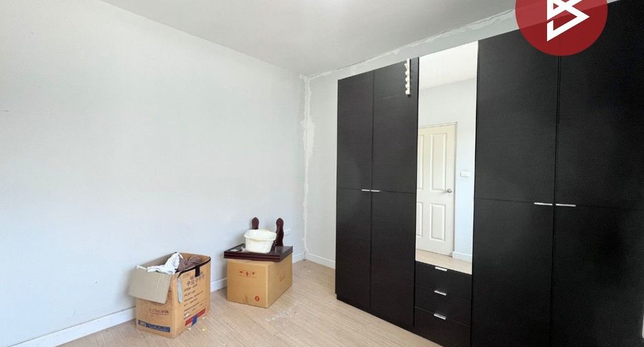 For sale 3 bedrooms townhouse in Mueang Nonthaburi, Nonthaburi