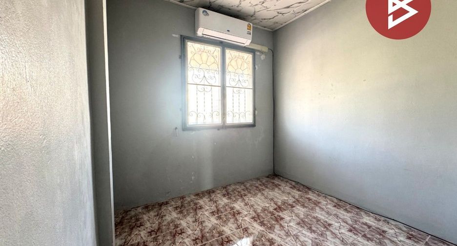 Casa adosada en venta de 3 habitaciones en Bang Sao Thong, Samut Prakan