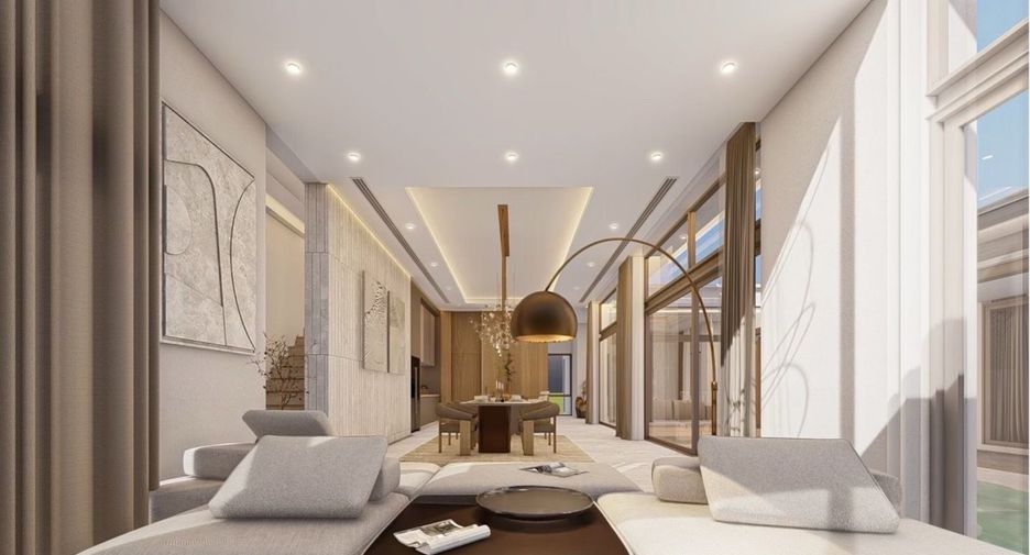 For sale 4 bedrooms villa in Mueang Phuket, Phuket