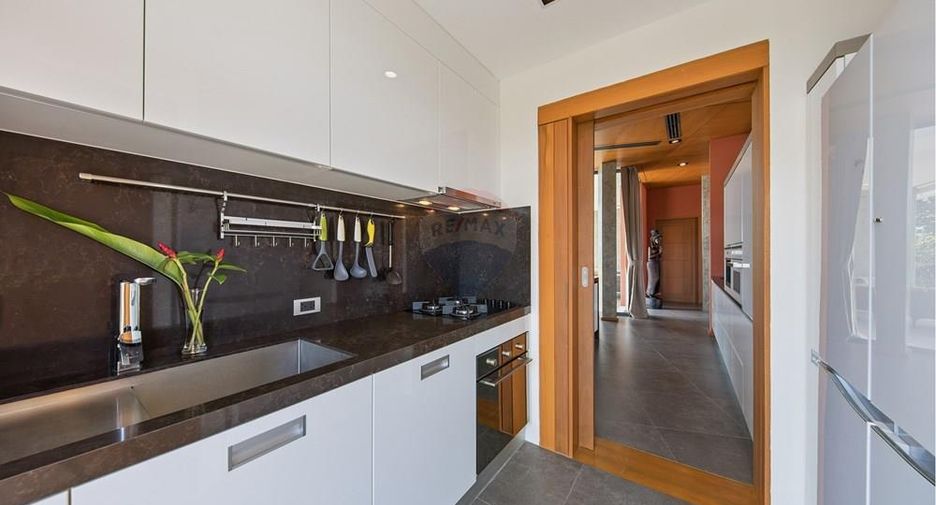 For rent 4 bedrooms villa in Ko Samui, Surat Thani
