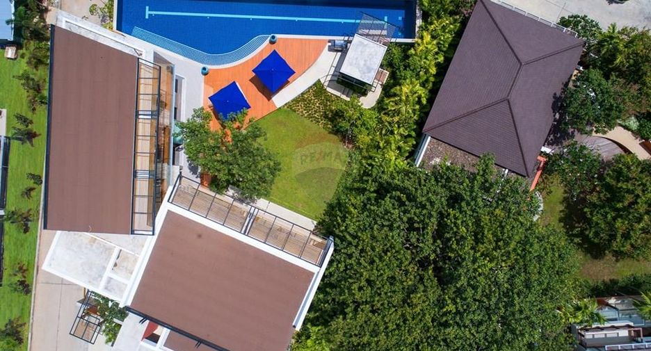 For rent 4 bedrooms villa in Ko Samui, Surat Thani