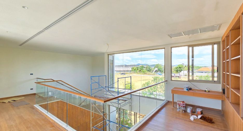 Villa en venta de 4 habitaciones en Thalang, Phuket