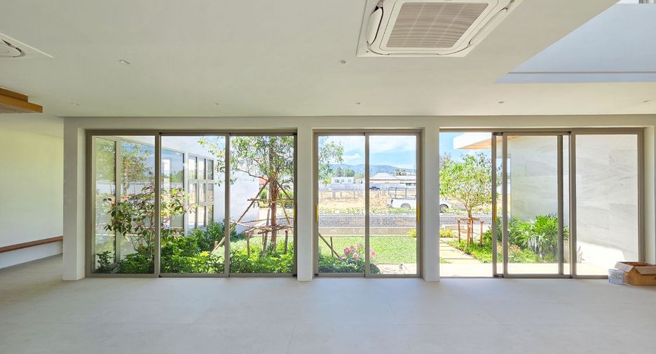 Villa en venta de 4 habitaciones en Thalang, Phuket